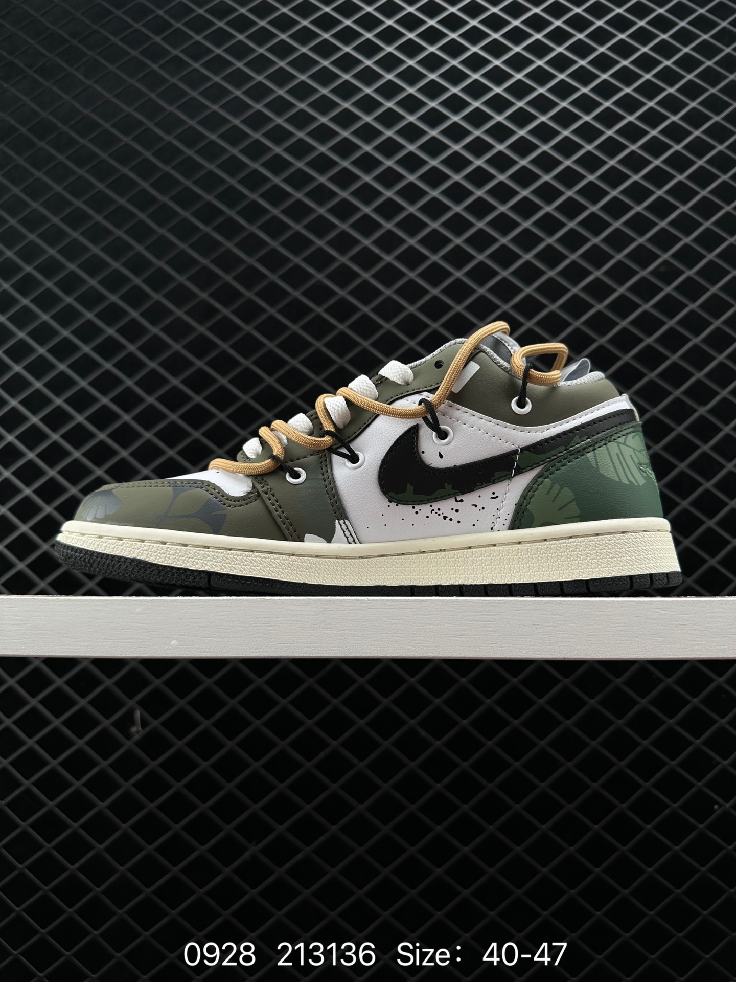 Nike Air Jordan 1 Low”Brown Mocha“